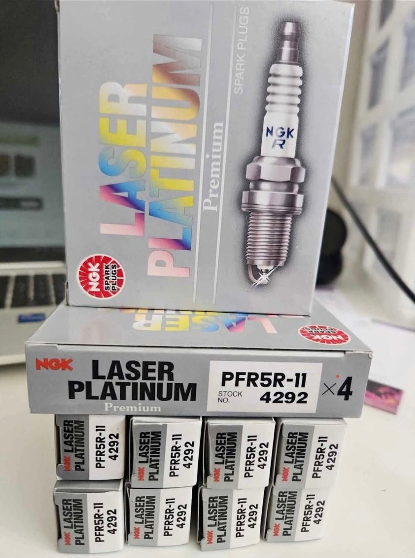 Spark plugs for Mercedes M113